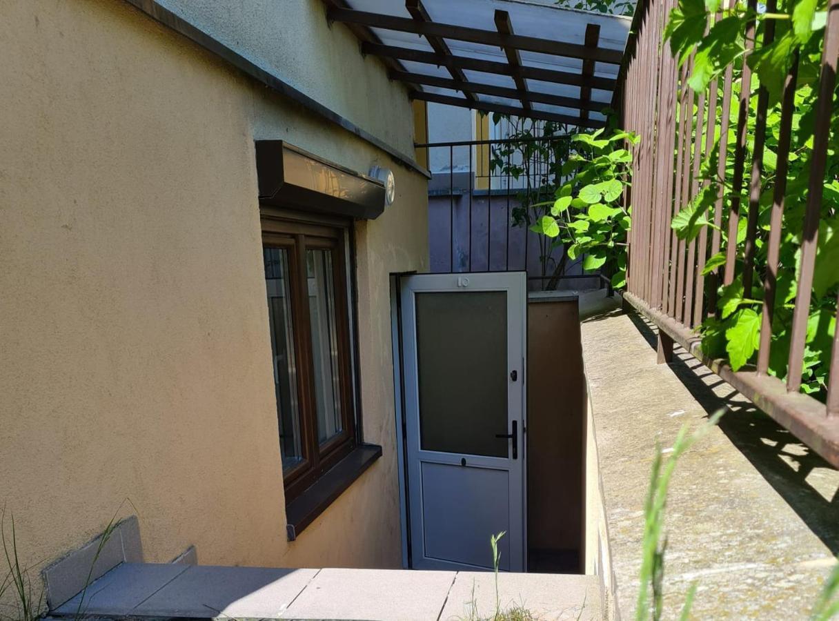 Ferienwohnung Kawalerka W Kudowie Zdroj Bad Kudowa Exterior foto